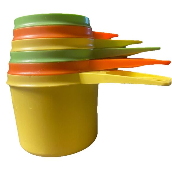 Set of 6 Vintage Tupperware Stacking Measuring Cups Yellow Green Orange - Picture 4 of 11